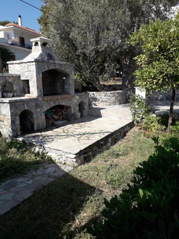 Christina Apartment Ágios Konstantínos Екстериор снимка